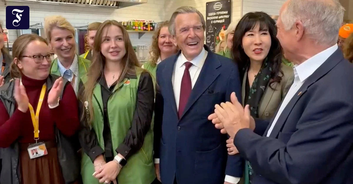 Former Chancellor Gerhard Schröder gets a new job in Russia