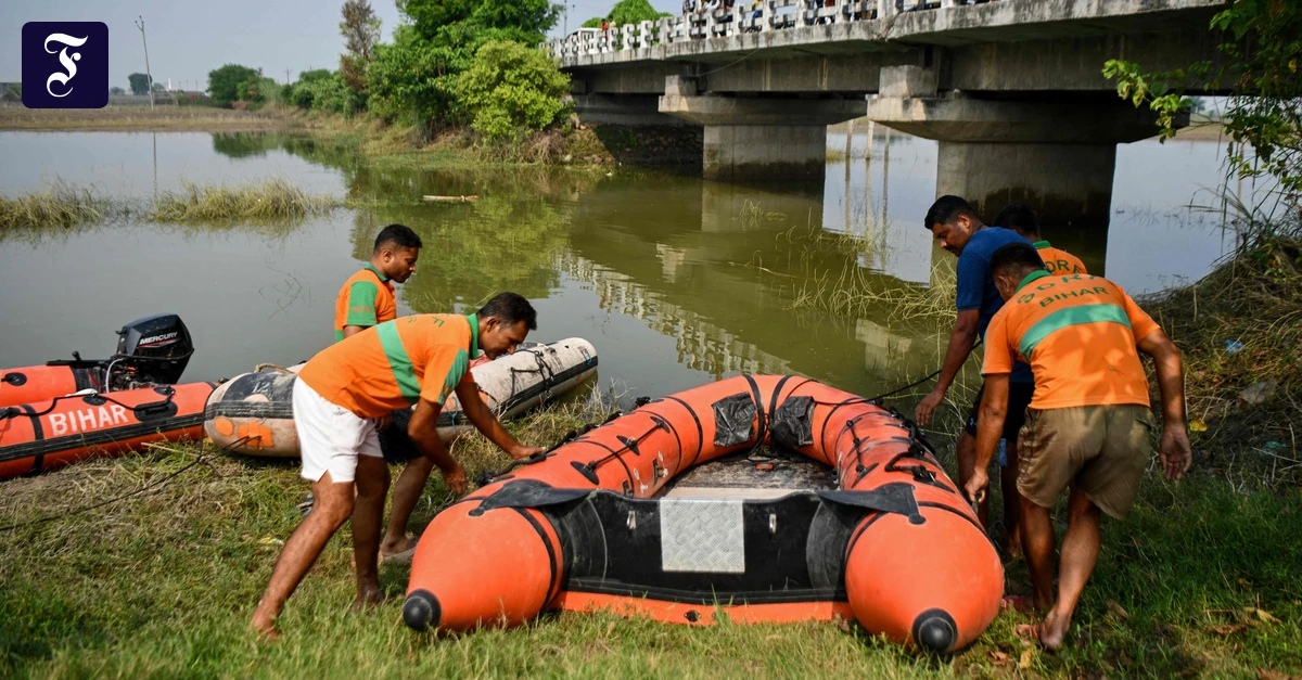 Boat accident on the Ganges: More than a dozen children drowned